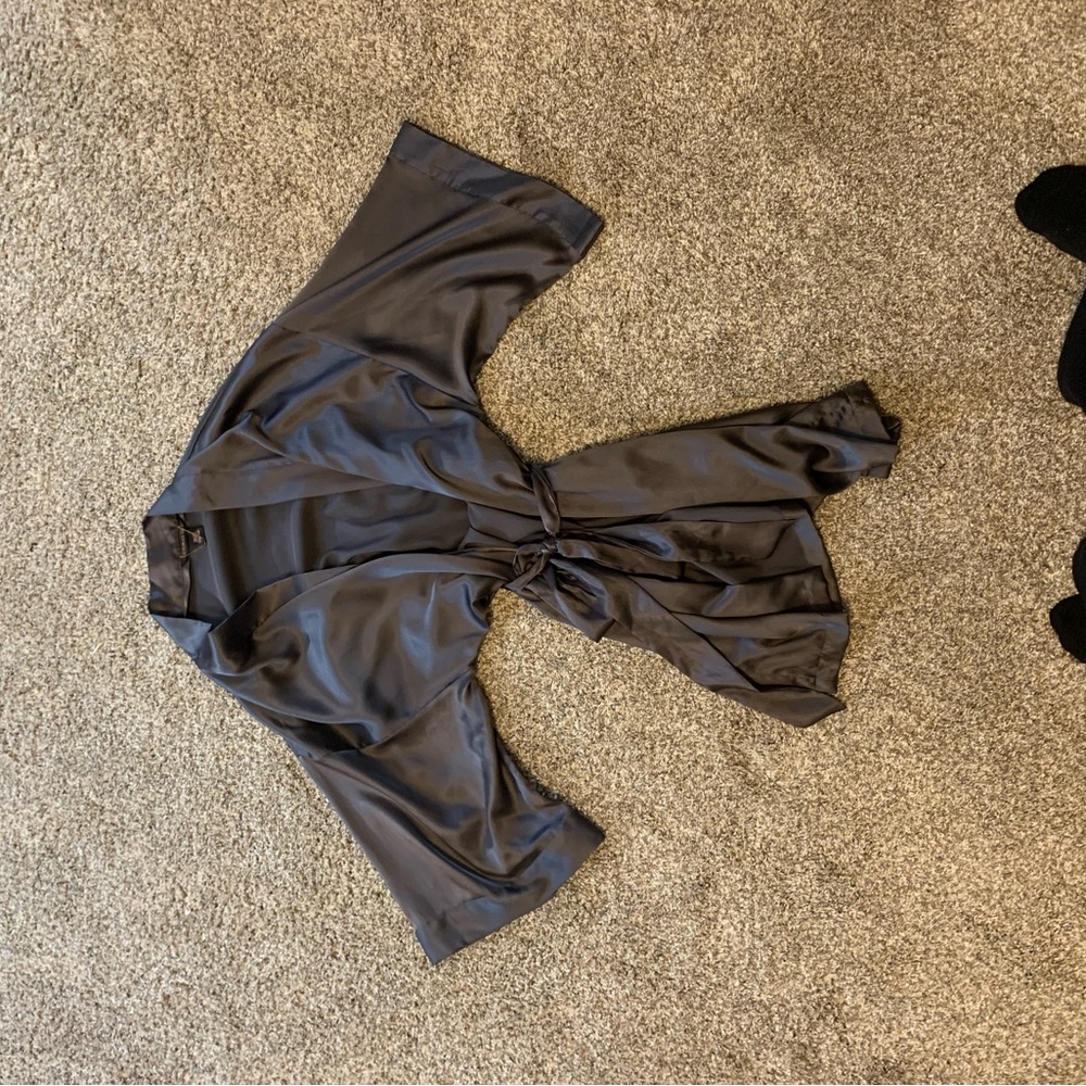 Vs silk robe never worn